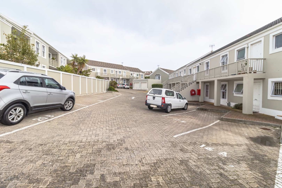 2 Bedroom Property for Sale in West Beach Western Cape